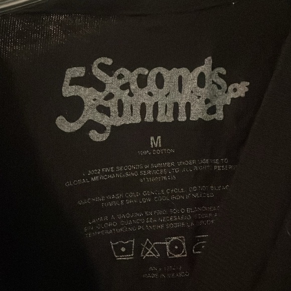 5 Seconds of summer graphic tee - Picture 3 of 4